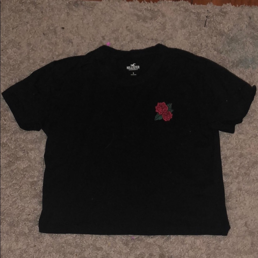 Hollister Cropped Rose Embroidered Shirt